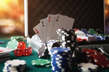 dragon2222 game lobby showing live football, live dealer, and slot game tiles